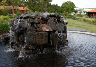 Waterfall at Lysingsbadet adventure golf