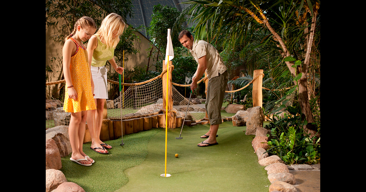 Unique tropical golf indoors City Golf Europe