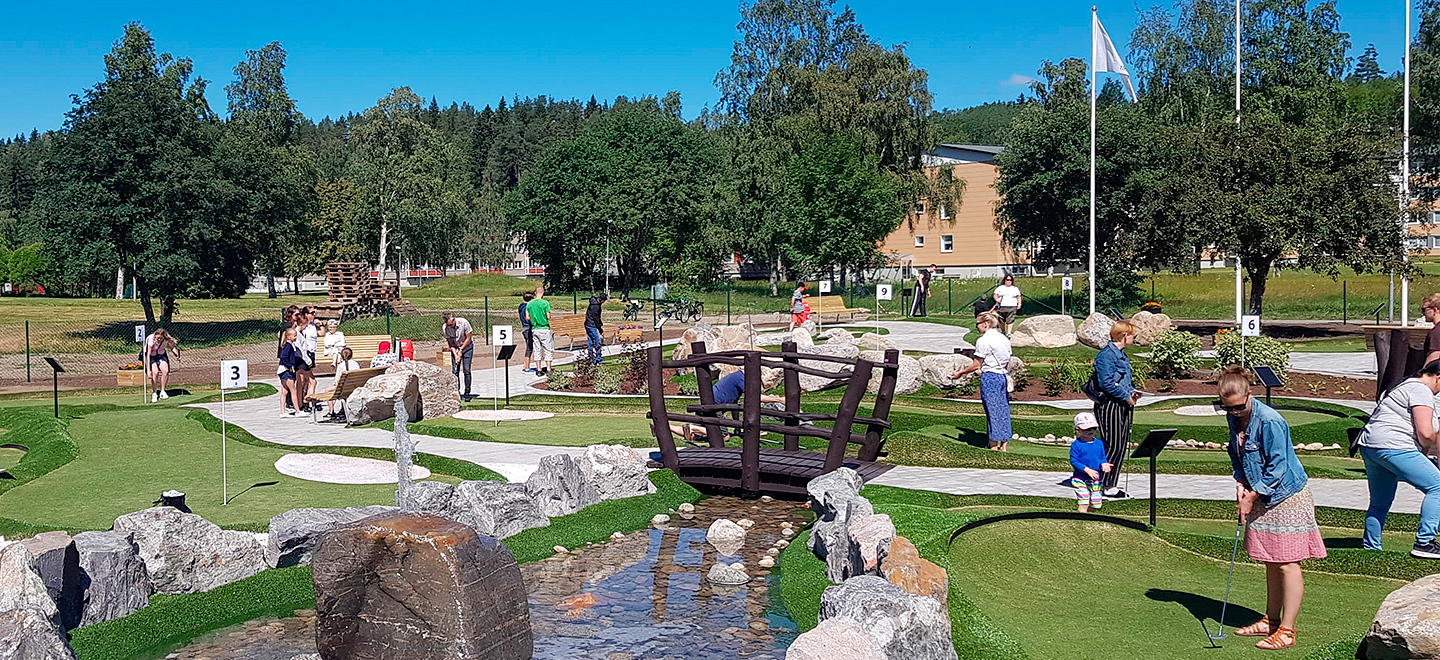 Happy Adventure Golf players at Sundsvall BGK