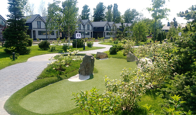 Adventure golf hole 11