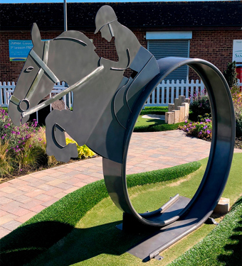 Adventure Golf loop with horse theme